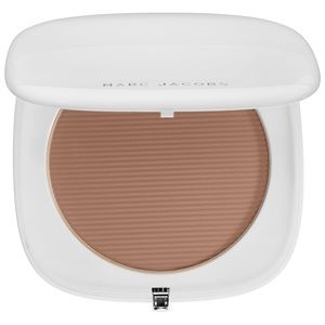 Marc Jacobs O!mega Bronze 104 Tan-tastic! bronzer